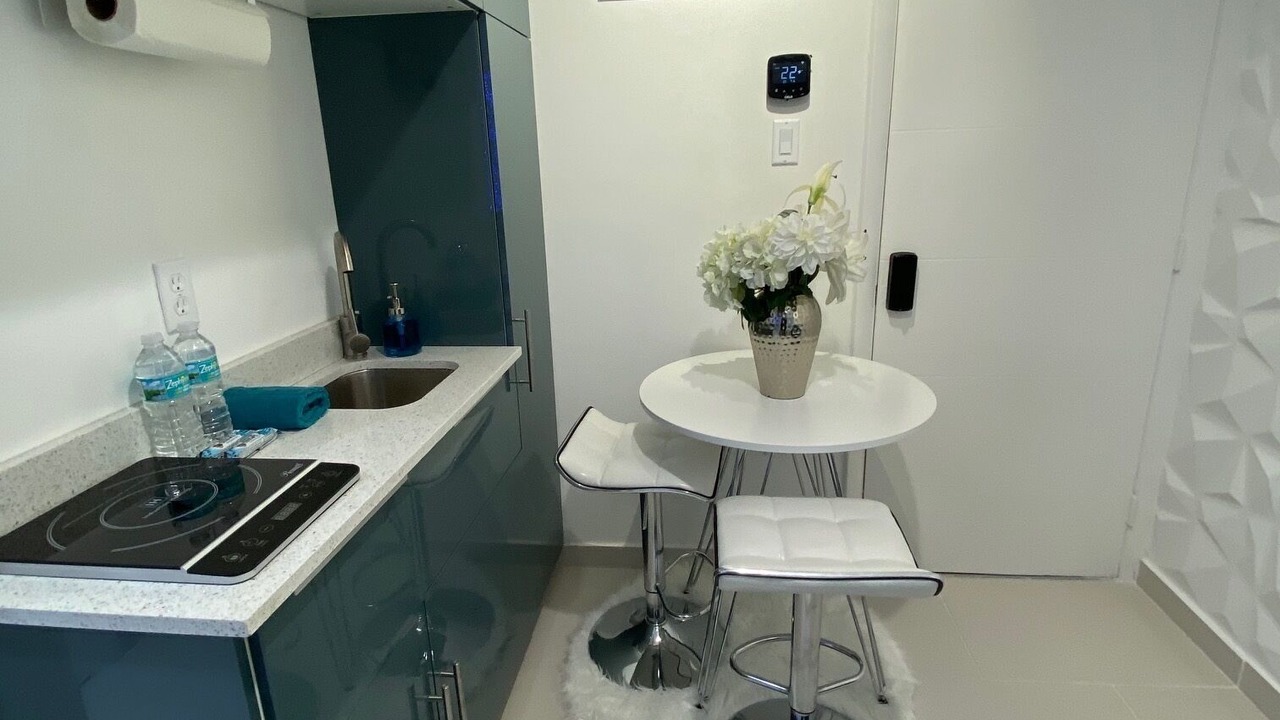 Photo of Kitchen in Downtown Hollywood