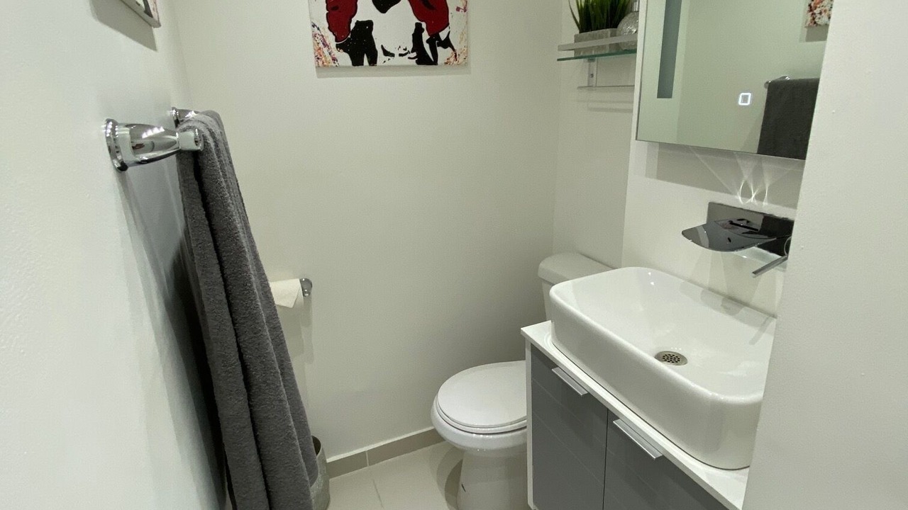 Photo of Bathroom in Downtown Hollywood