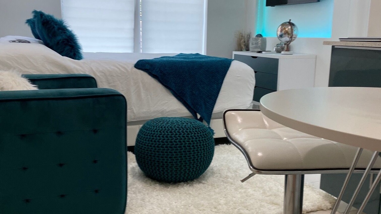 Photo of Livingroom in Downtown Hollywood