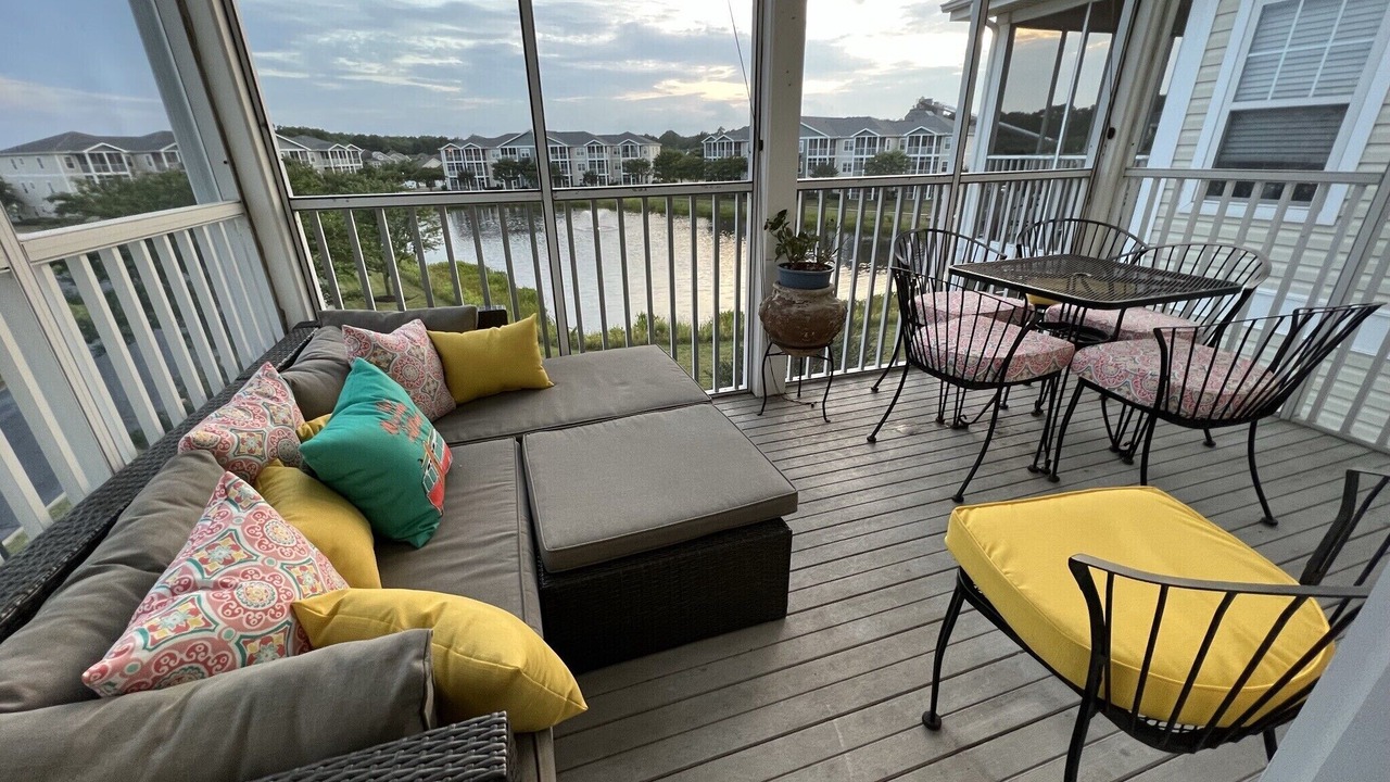 Photo of Livingroom in Villages of Five Points