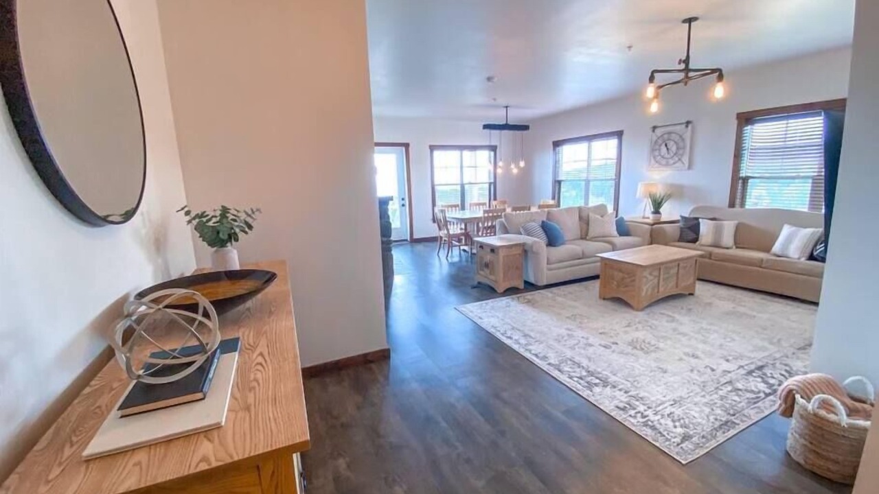 Photo of Livingroom in Edray