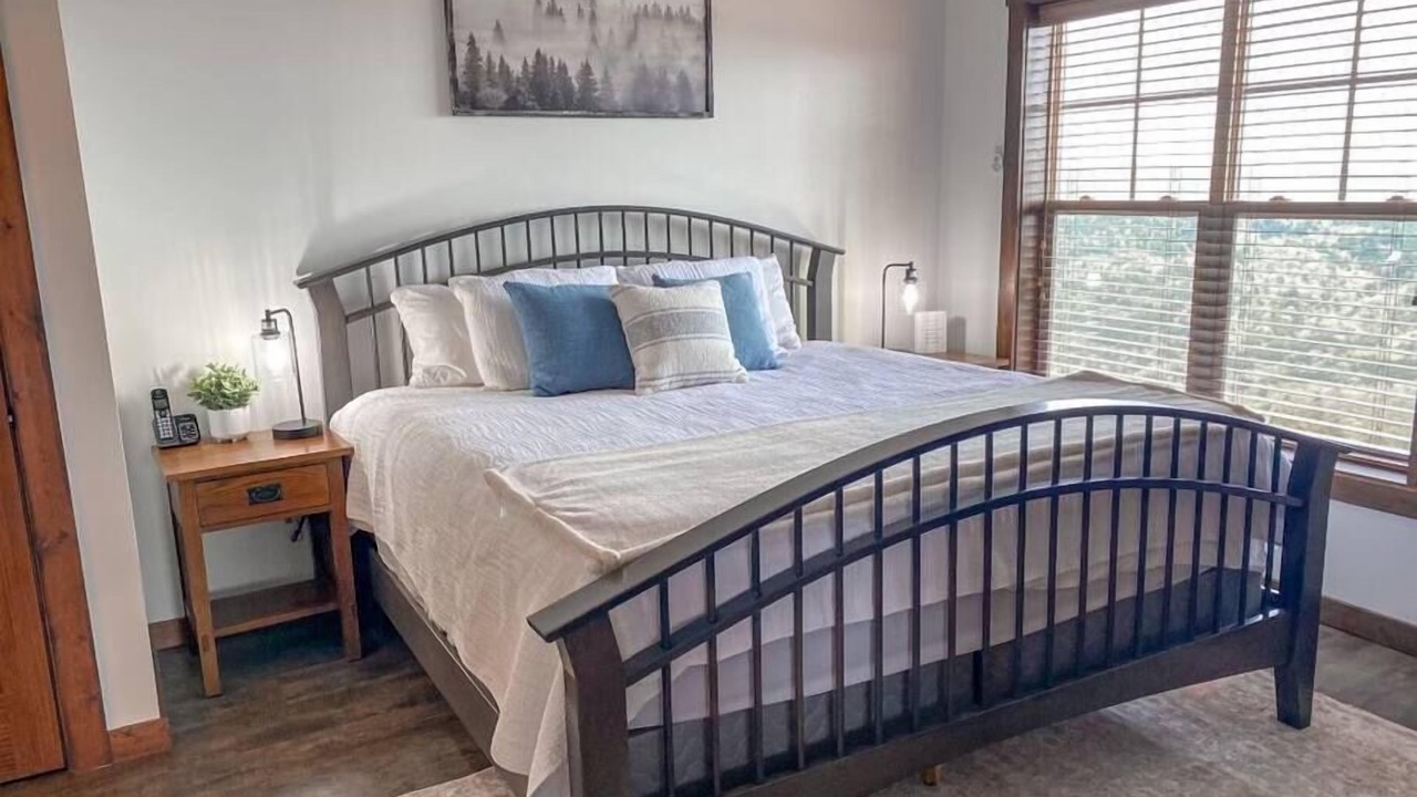 Photo of Bedroom in Edray