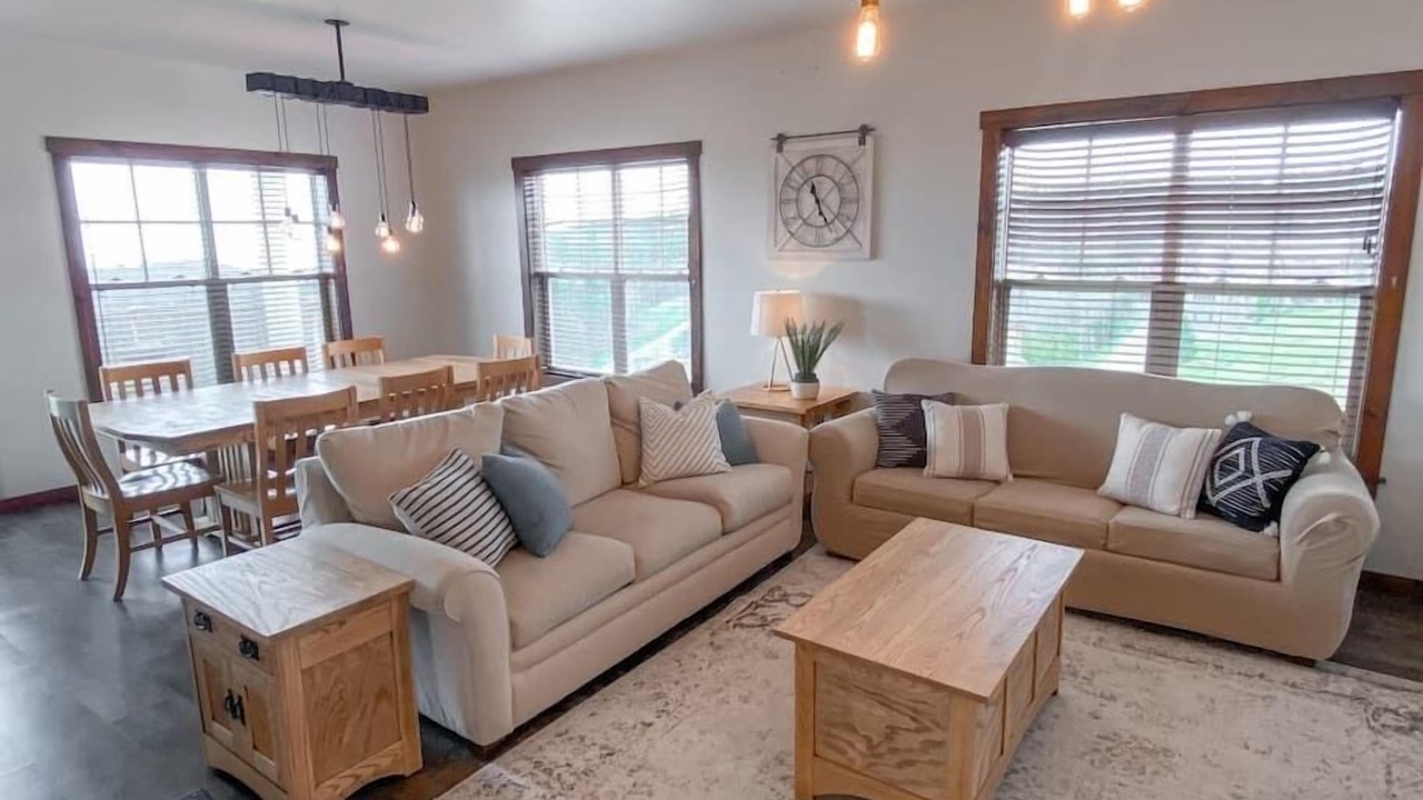Photo of Livingroom in Edray