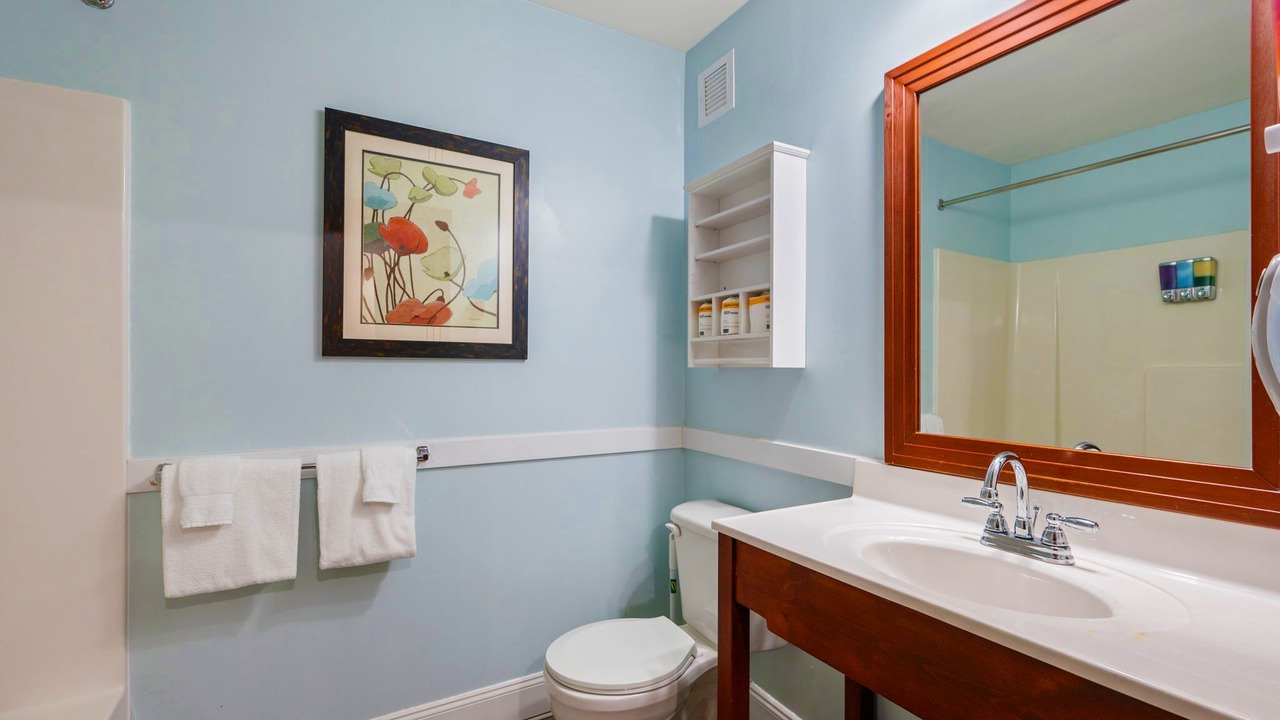 Photo of Bathroom in Edray