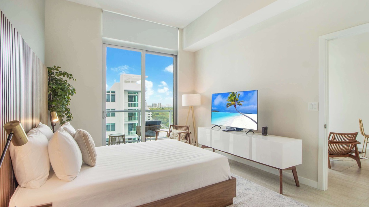 Photo of Bedroom in Northeast Miami