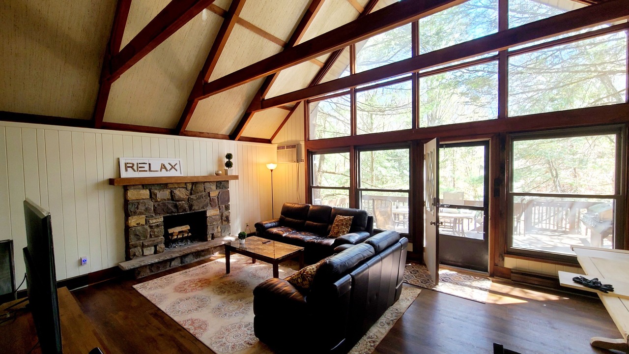 Photo of Livingroom in Gouldsboro