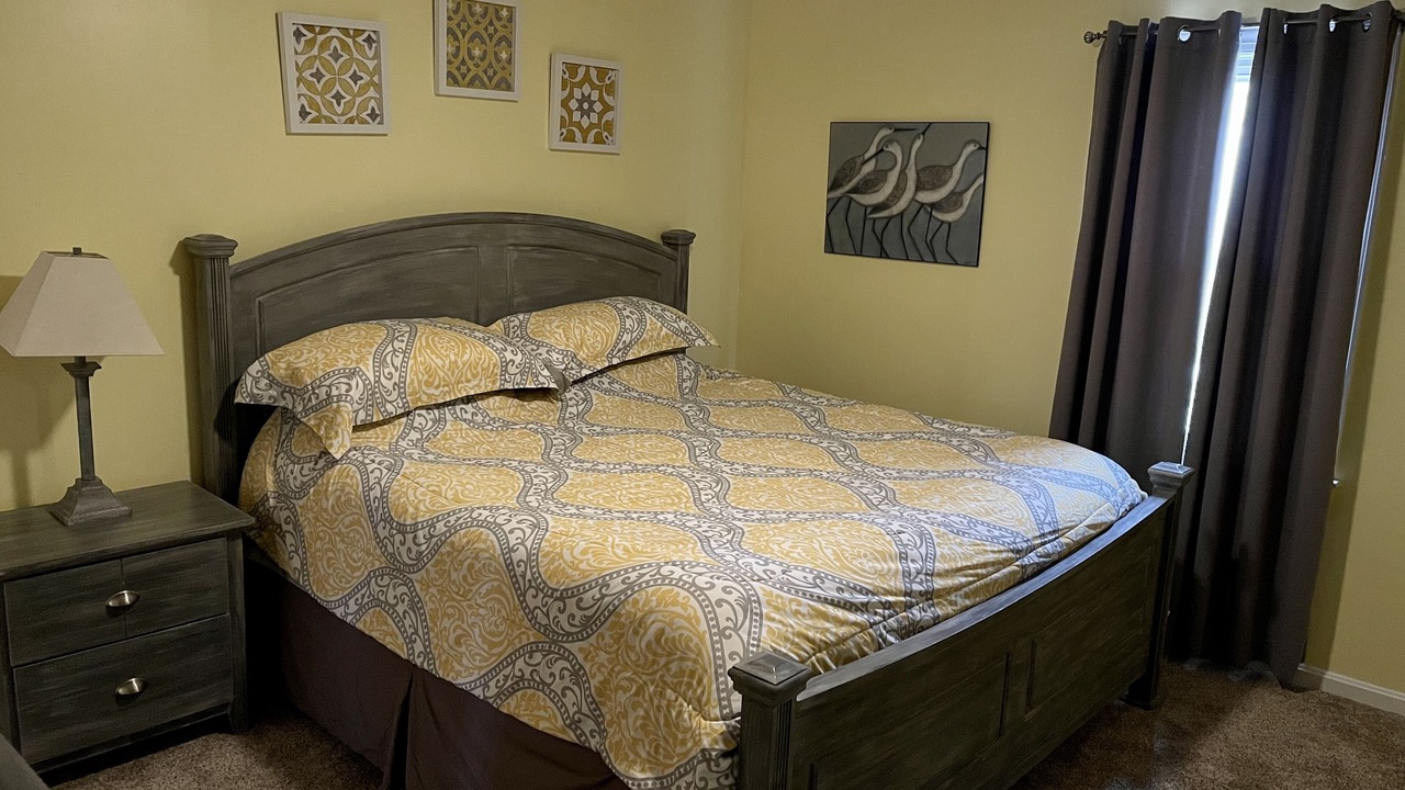 Photo of Bedroom in Colonial Beach