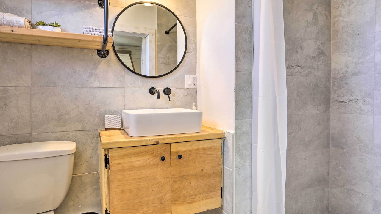 Photo of Bathroom in Forest Hill