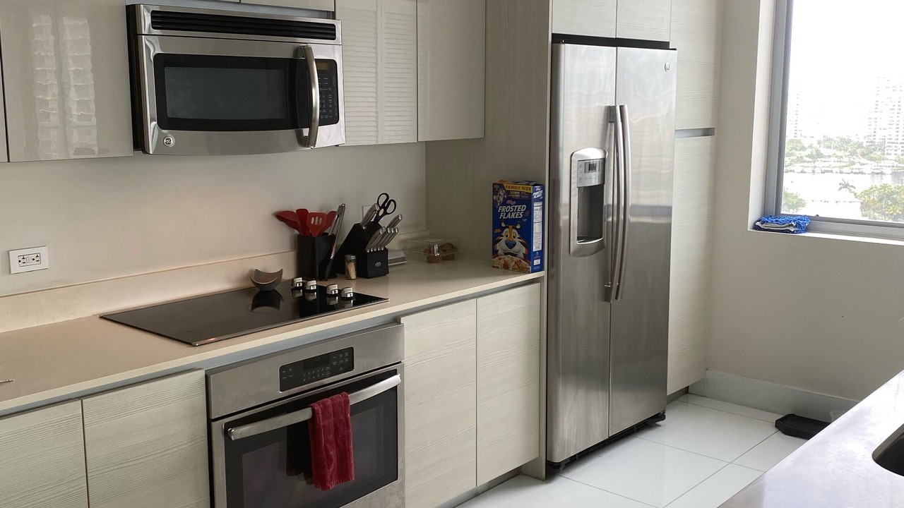 Photo of Kitchen in Hallandale Beach