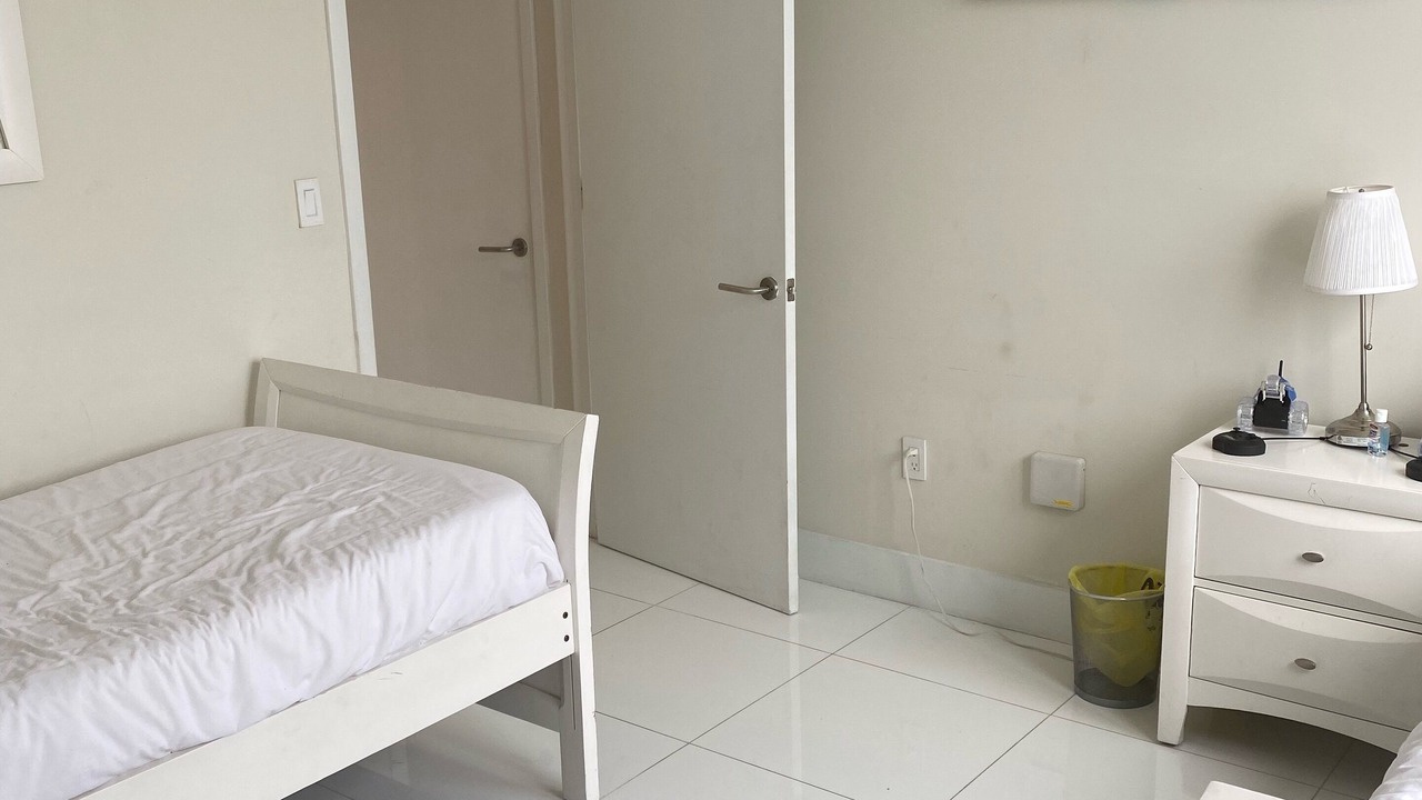 Photo of Bedroom in Hallandale Beach