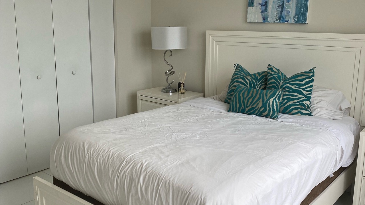 Photo of Bedroom in Hallandale Beach