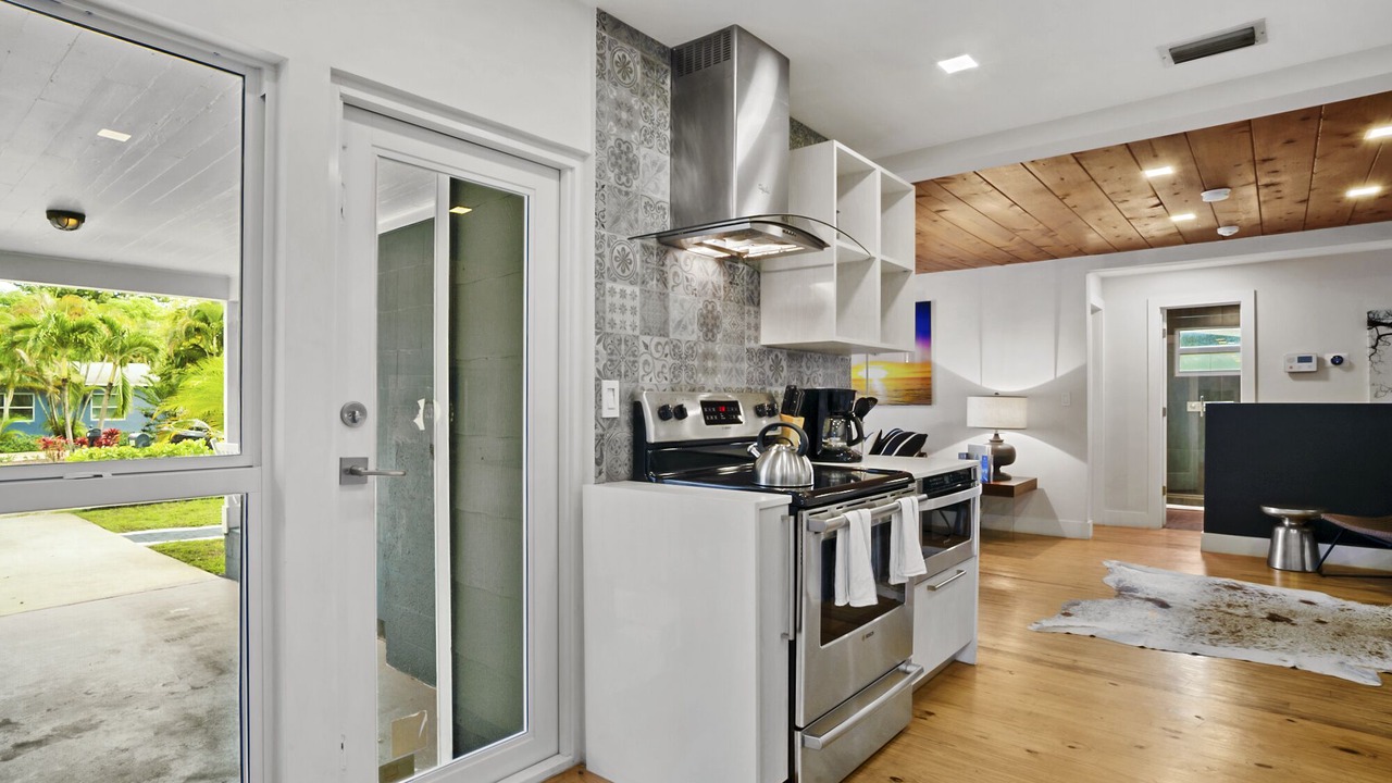 Photo of Kitchen in South Middle River