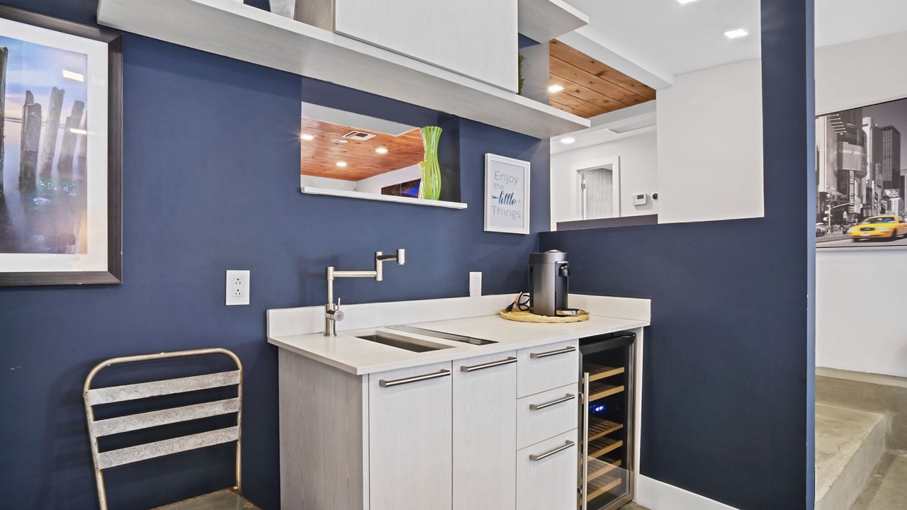 Photo of Kitchen in South Middle River
