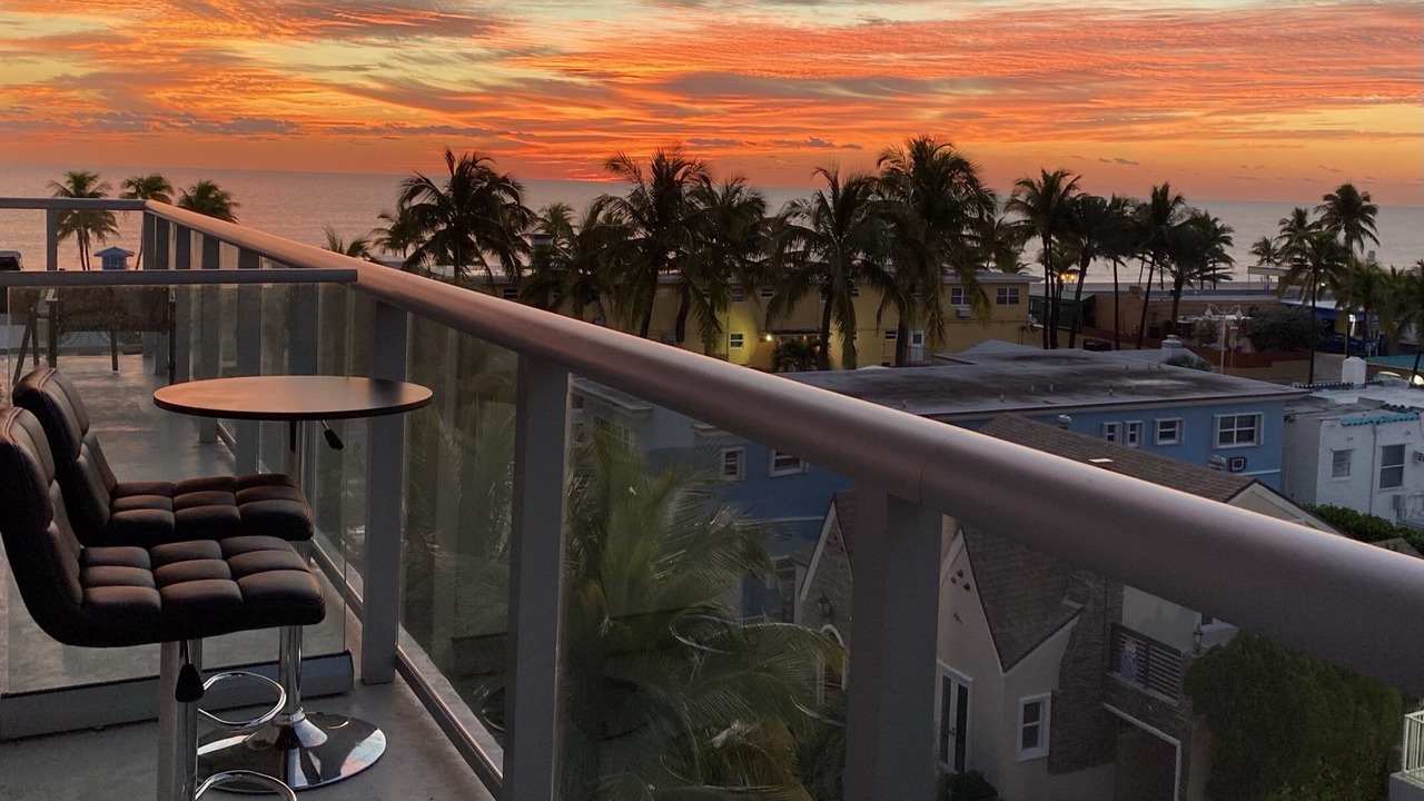Photo of Patio Balcony in Hollywood