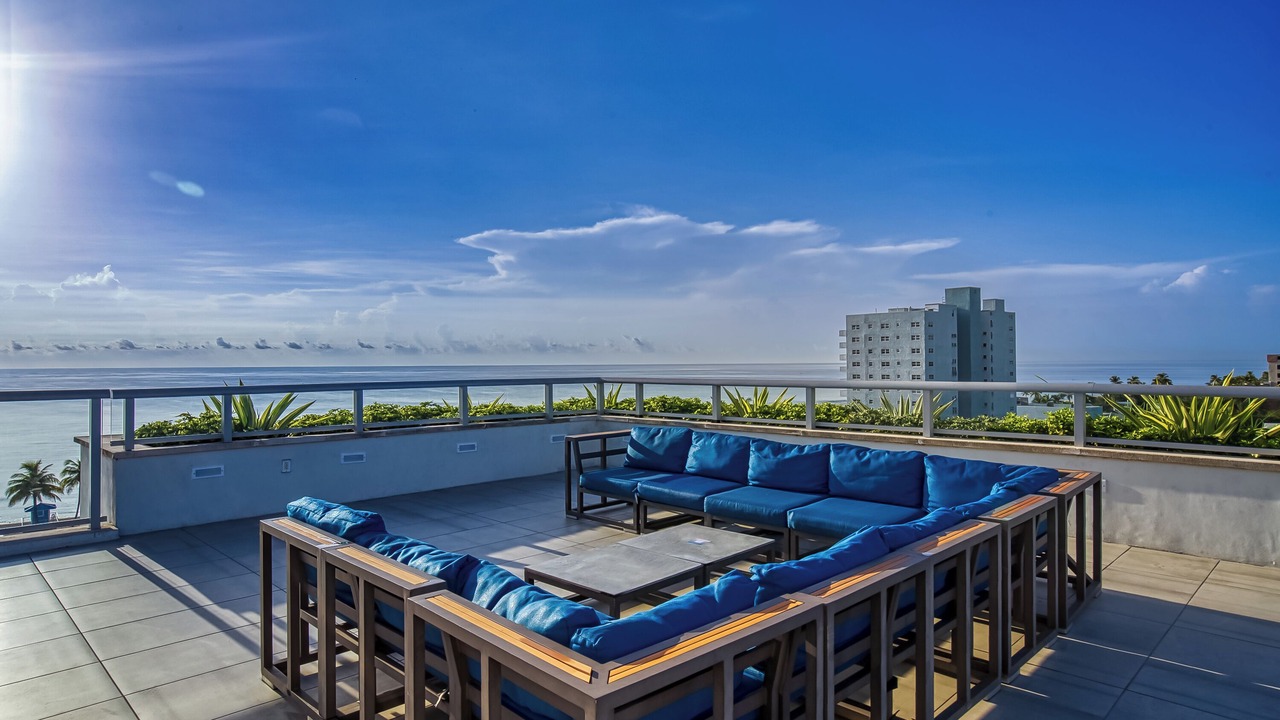 Photo of Patio Balcony in Hollywood