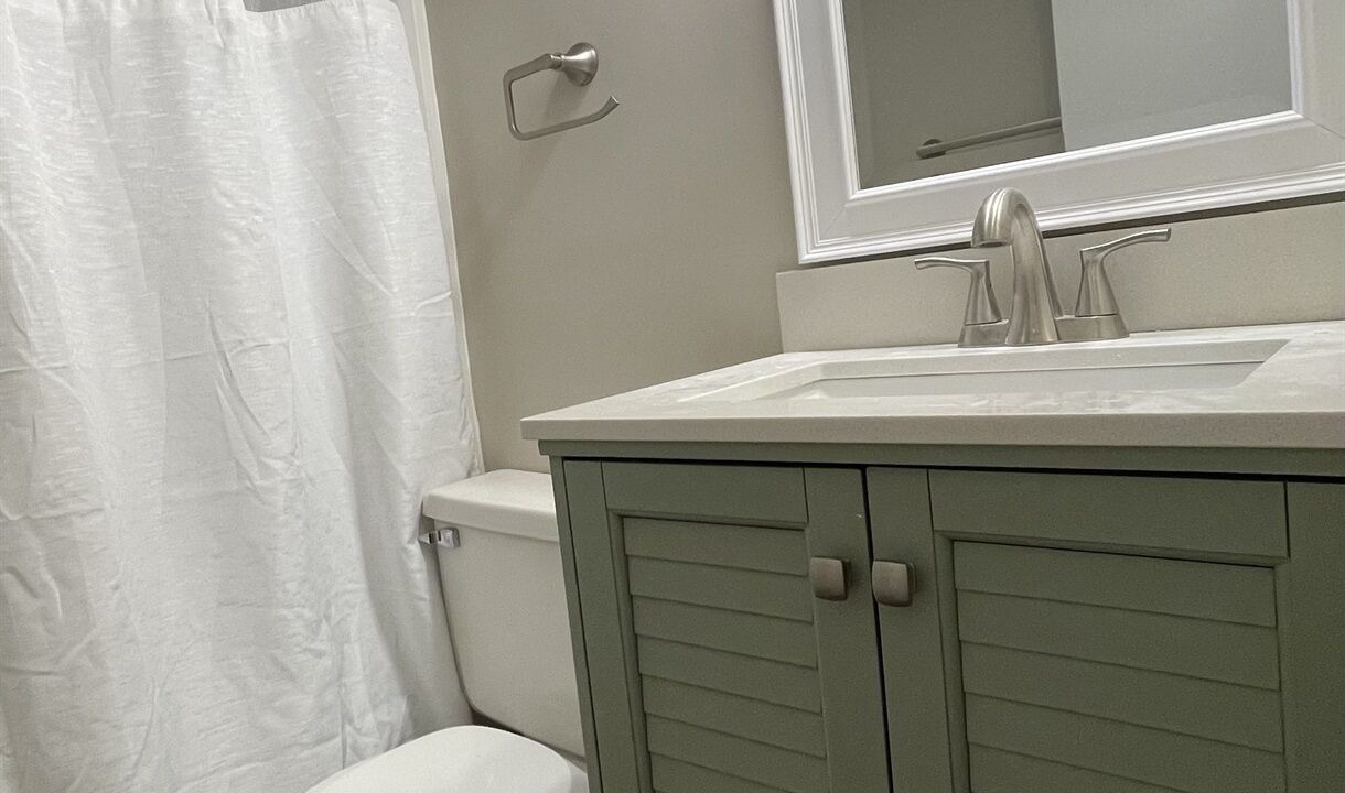 Photo of Bathroom in Edray