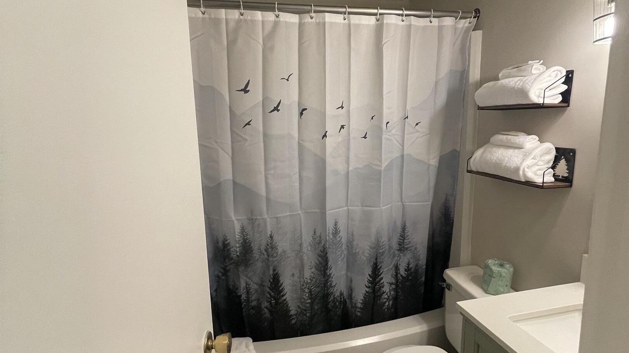 Photo of Bathroom in Edray