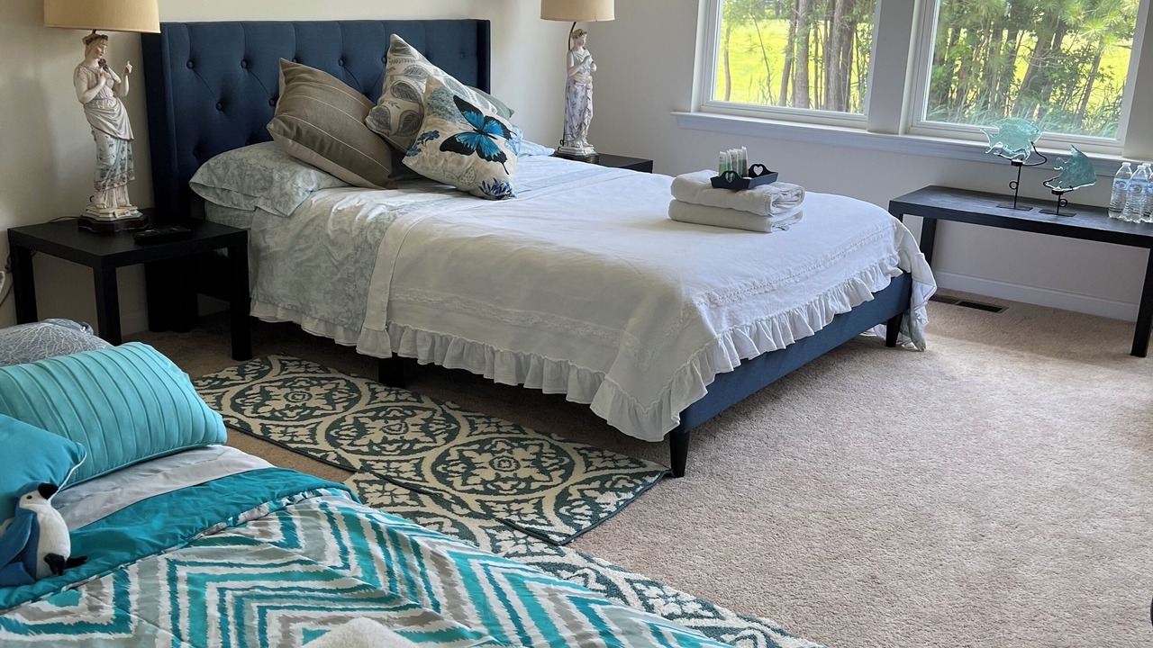 Photo of Bedroom in Glen Riddle