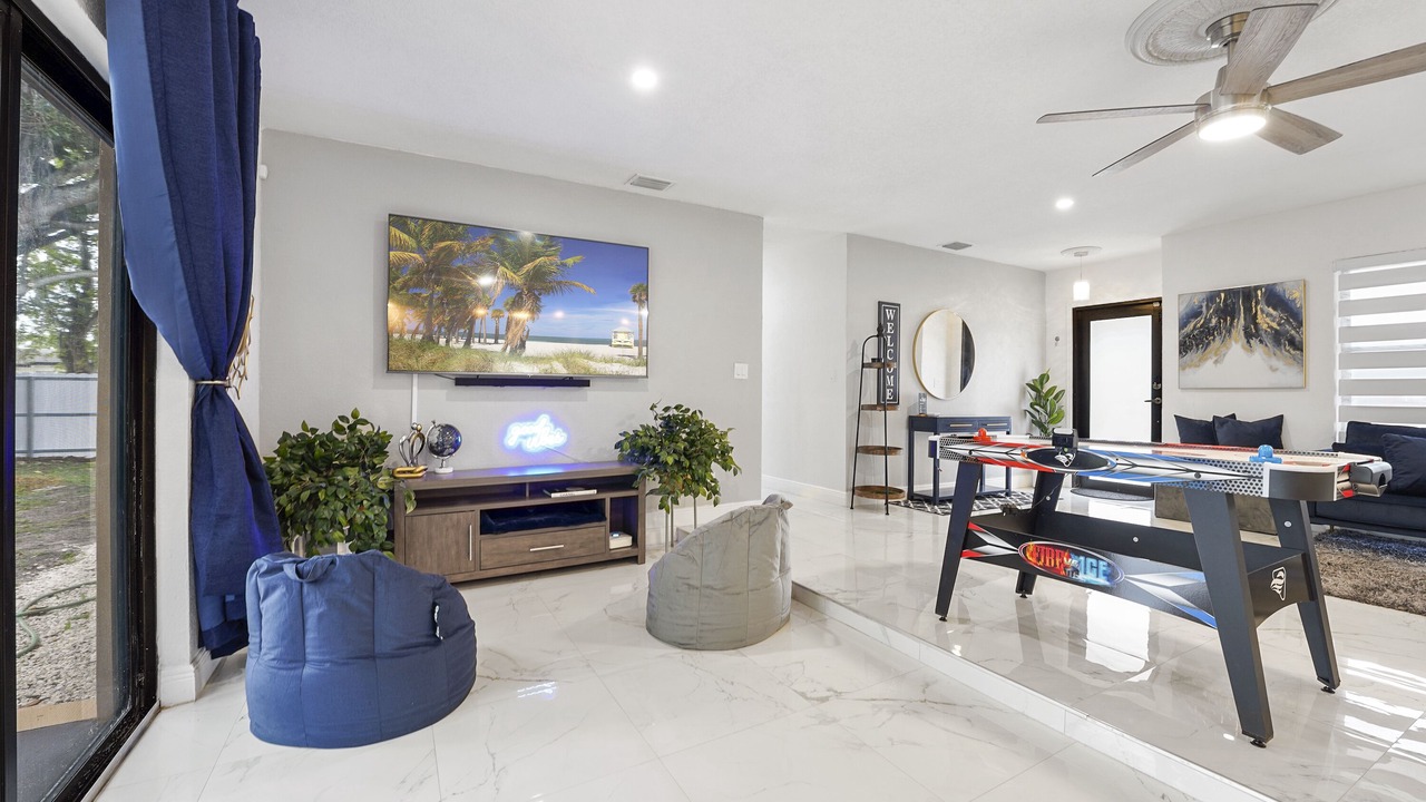 Photo of Bedroom in Miami Gardens