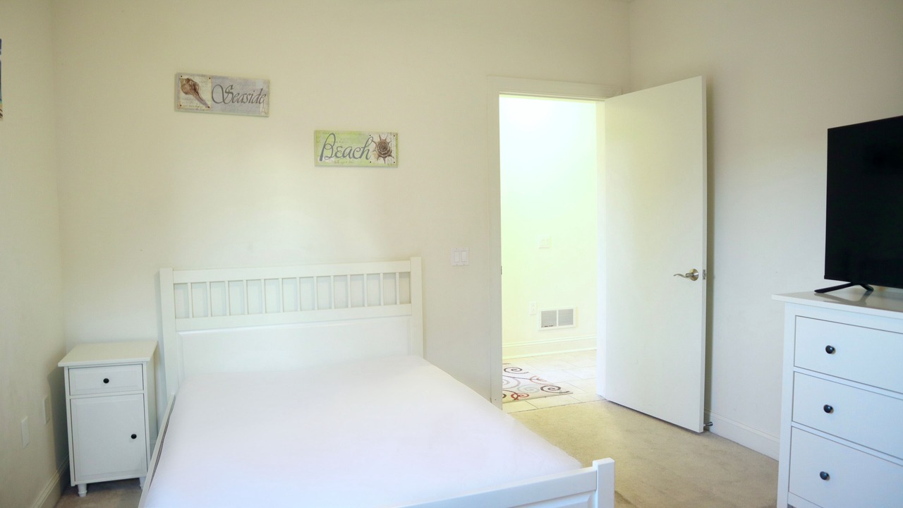 Photo of Bedroom in Wildwood Crest