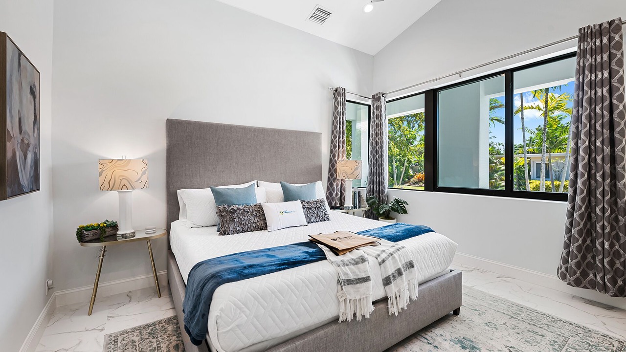 Photo of Bedroom in Harbour Inlet