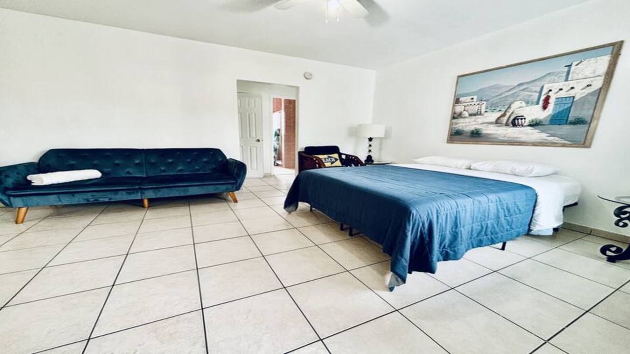 Photo of Bedroom in Hollywood