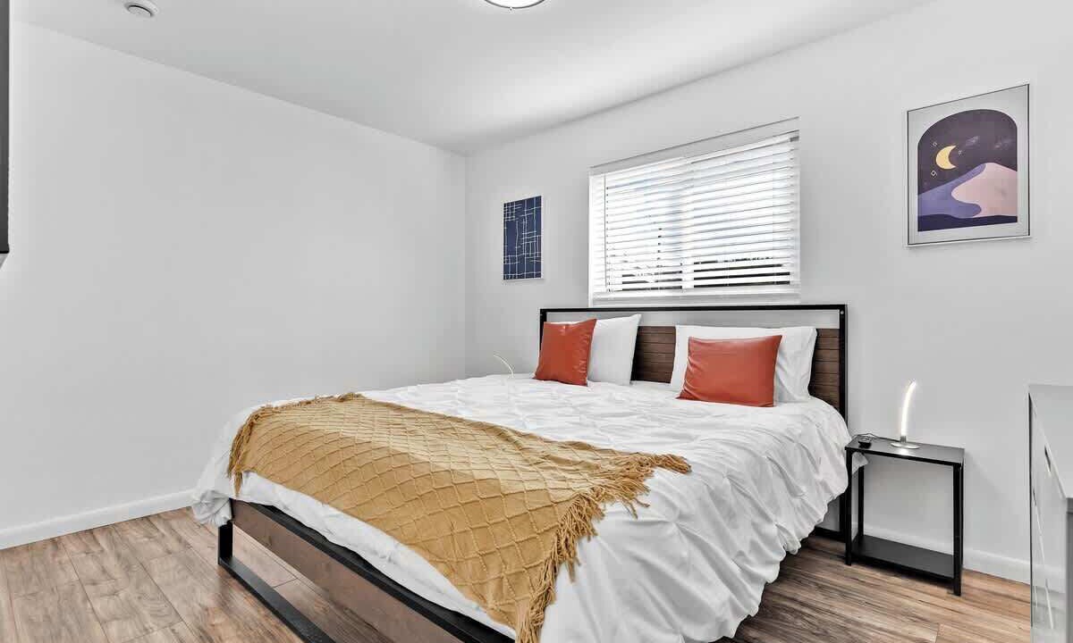 Photo of Bedroom in Driftwood
