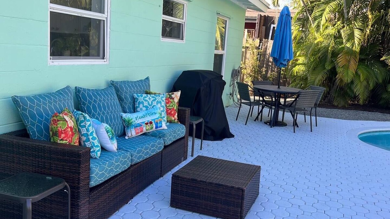 Photo of Patio Balcony in Middle River Terrace