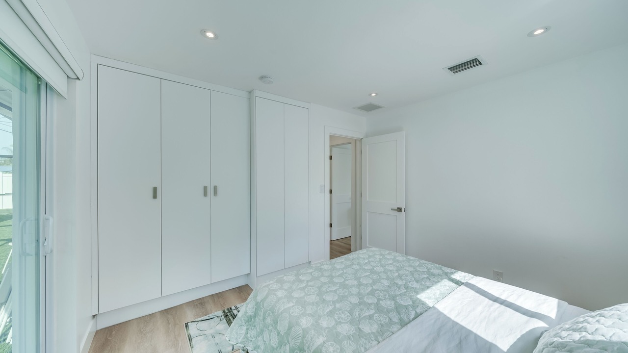 Photo of Bedroom in Deerfield Beach
