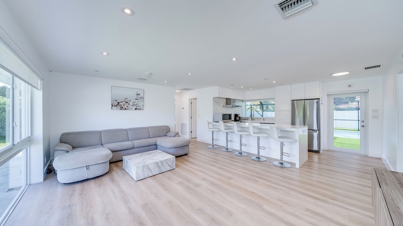 Photo of Livingroom in Deerfield Beach