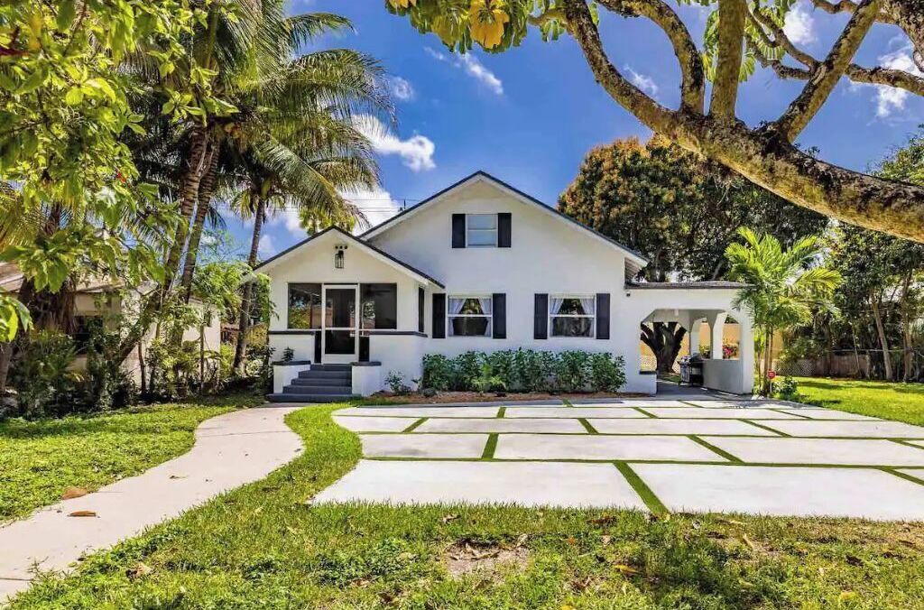 Photo of Outdoor in Northeast Miami