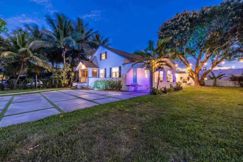 Photo of Outdoor in Northeast Miami