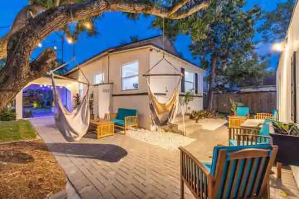 Photo of Outdoor in Northeast Miami