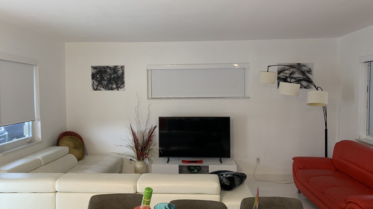 Photo of Livingroom in West Little River