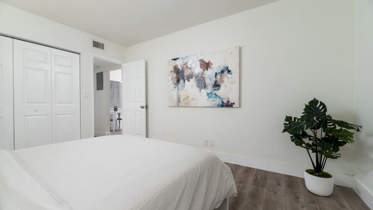 Photo of Bedroom in Harbordale