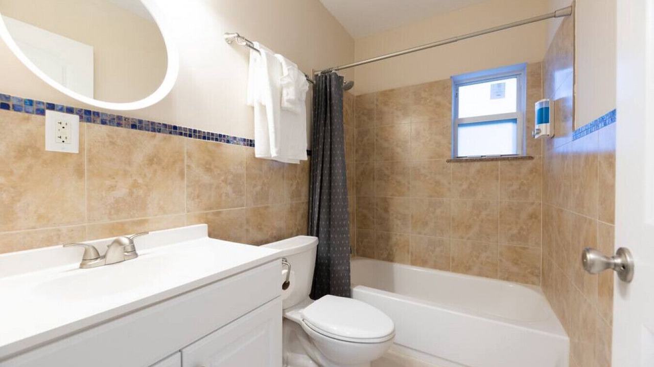 Photo of Bathroom in Lauderdale-by-the-Sea