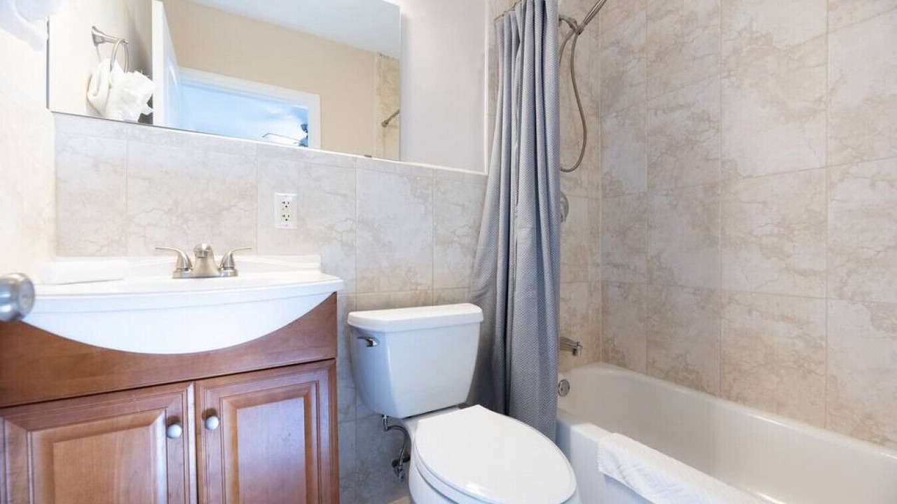 Photo of Bathroom in Lauderdale-by-the-Sea