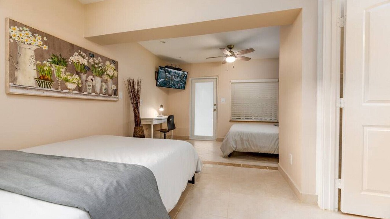 Photo of Bedroom in Lauderdale-by-the-Sea