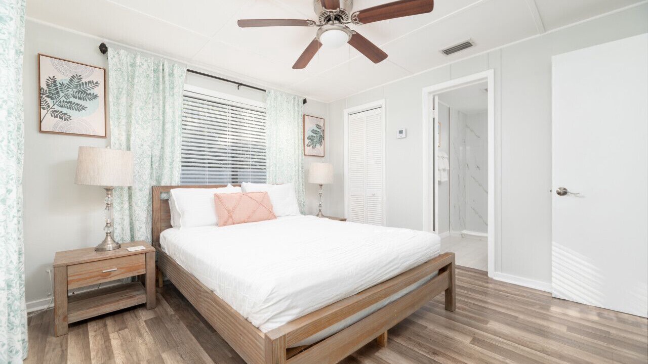 Photo of Bedroom in Riverside Park