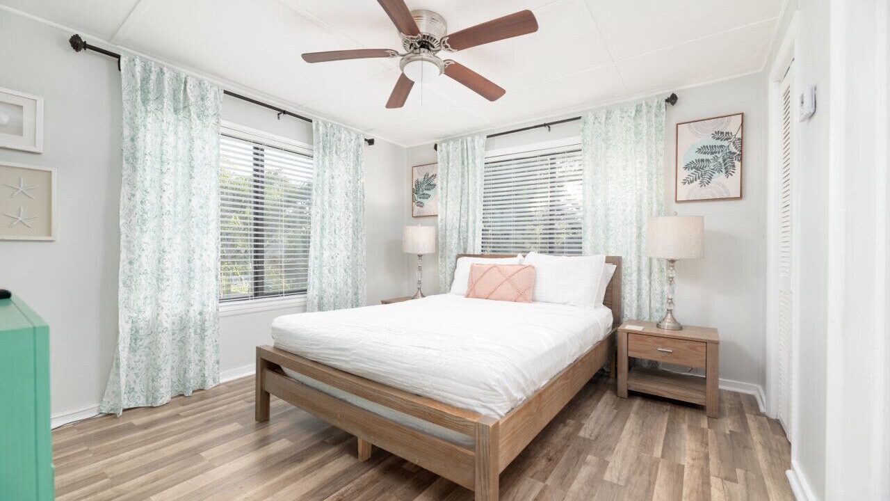 Photo of Bedroom in Riverside Park