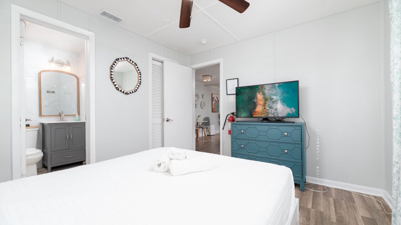 Photo of Bedroom in Riverside Park