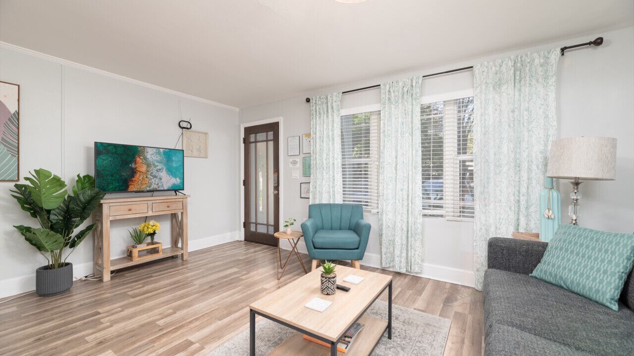 Photo of Livingroom in Riverside Park