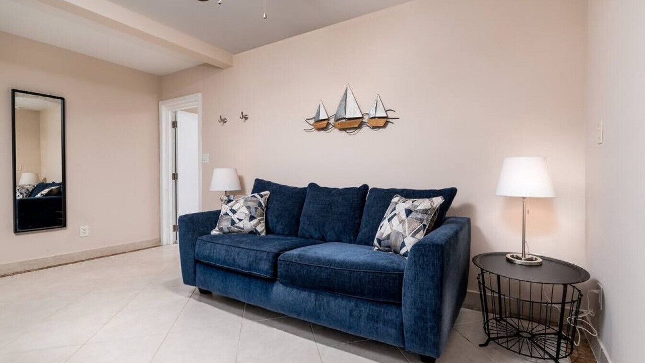 Photo of Livingroom in Lauderdale-by-the-Sea