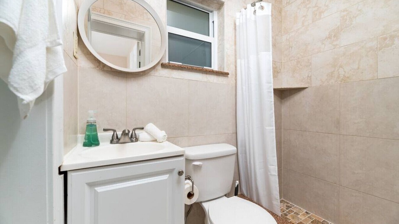 Photo of Bathroom in Lauderdale-by-the-Sea