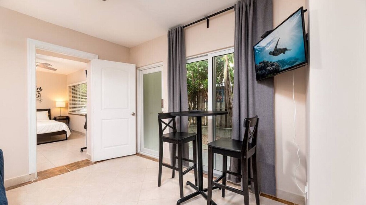 Photo of Bedroom in Lauderdale-by-the-Sea