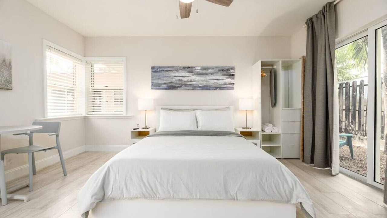 Photo of Bedroom in Lauderdale-by-the-Sea