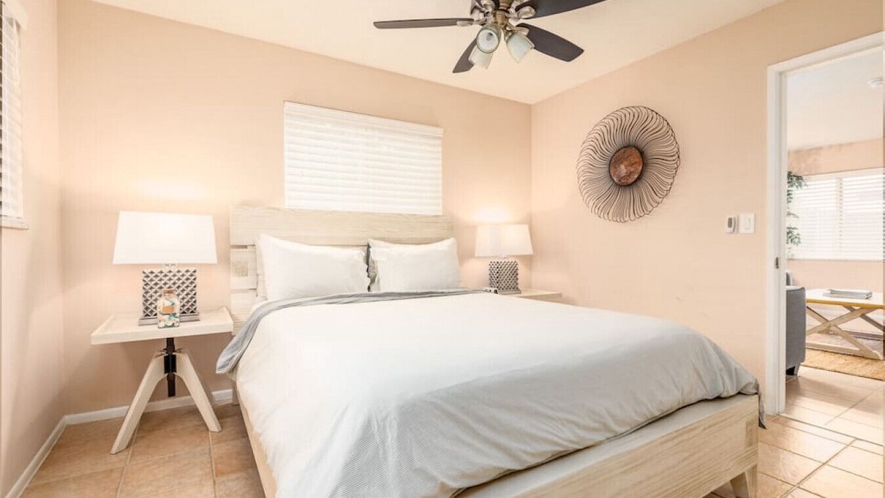 Photo of Bedroom in Wilton Manors