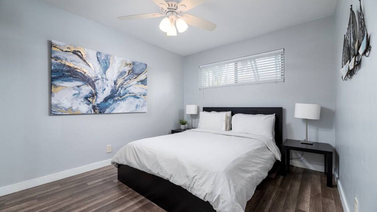 Photo of Bedroom in Middle River Terrace