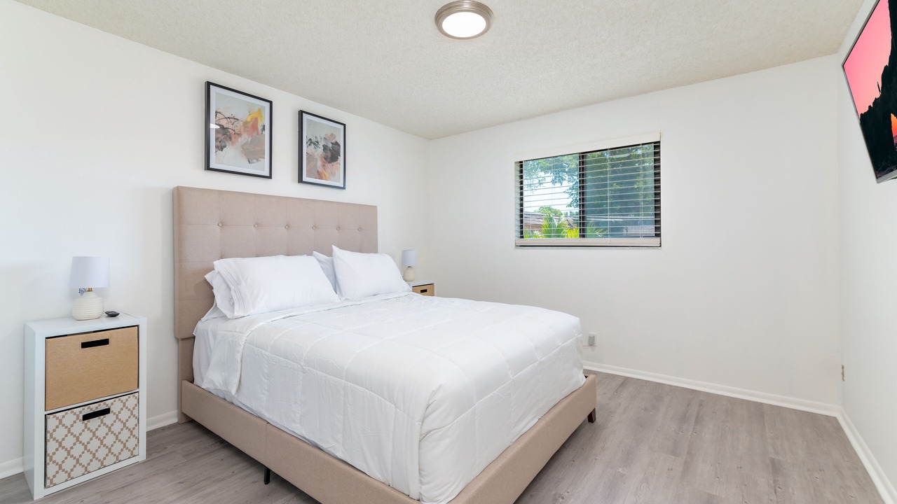 Photo of Bedroom in Middle River Terrace