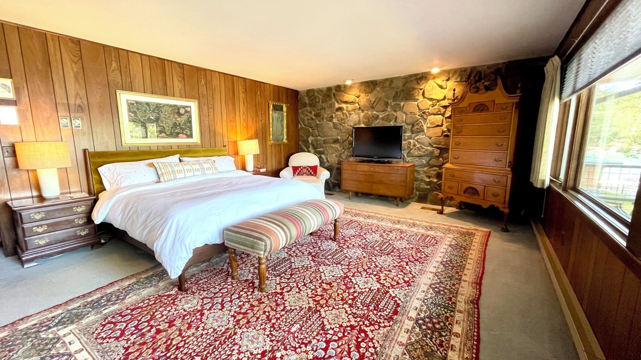 Photo of Bedroom in Polson